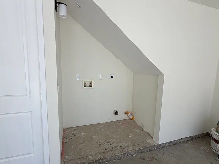 2708 Birch St #2708 — Photo 16