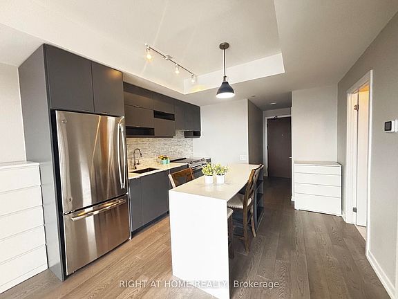 4th image of 4065 Confederation Pkwy #3707