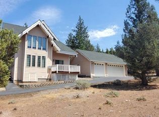 4641 Rainbow Dr, Weed, CA 96094