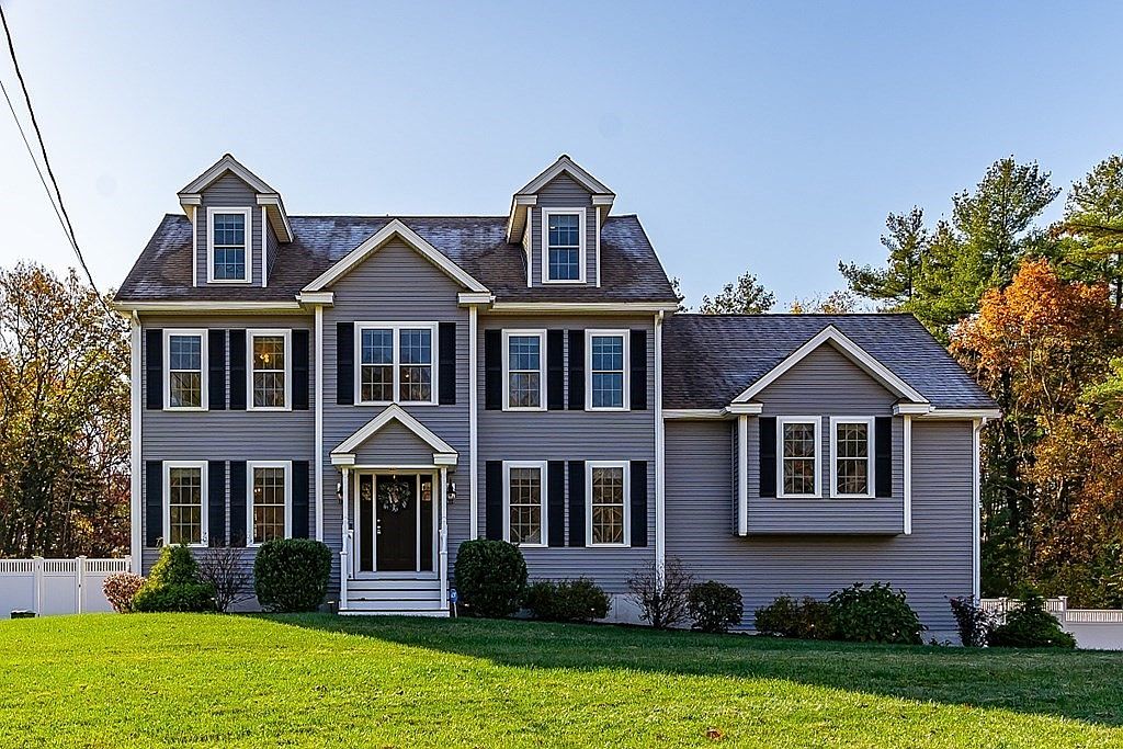 68 Elm St, North Reading, MA 01864 | Zillow