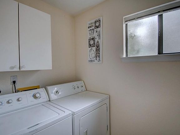 4th image of 6529 Pine Park Pl NE