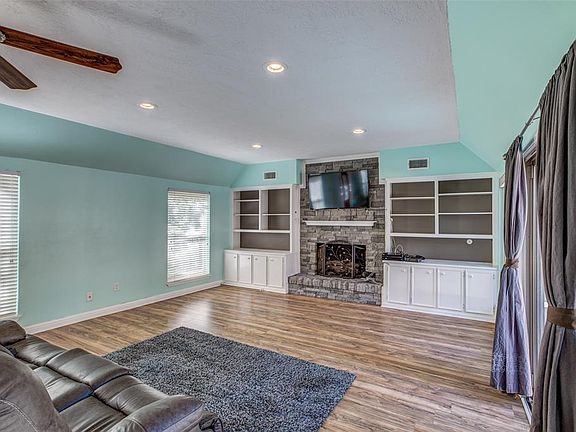 3rd image of 5602 Coral Gables Dr