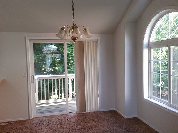 4th image of 3 Lakewood Oaks Dr SW