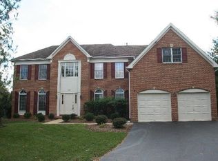 11711 Crippen Ct, Great Falls, VA 22066