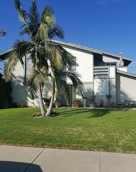 1st image of 887 E Alvarado St #10