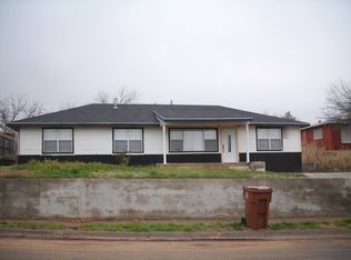 1106 Douglas St, Big Spring, TX 79720