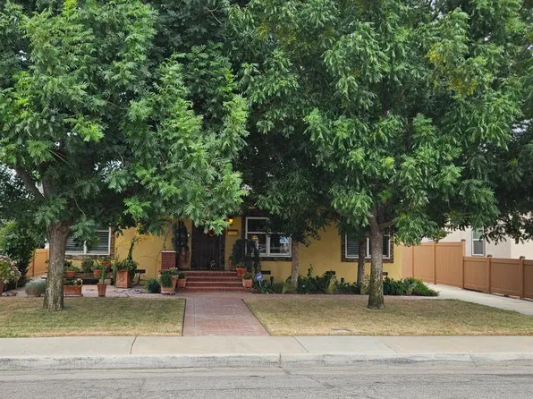 128 Western Dr, Bakersfield, CA 93309