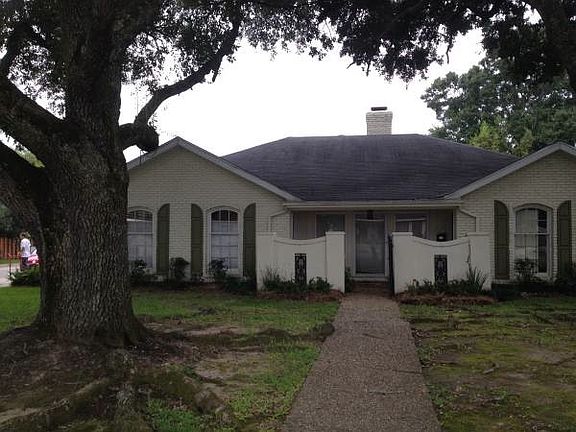 2nd image of 361 Orangewood Dr