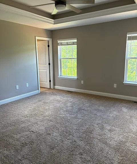 125 Creek View Dr — Photo 4