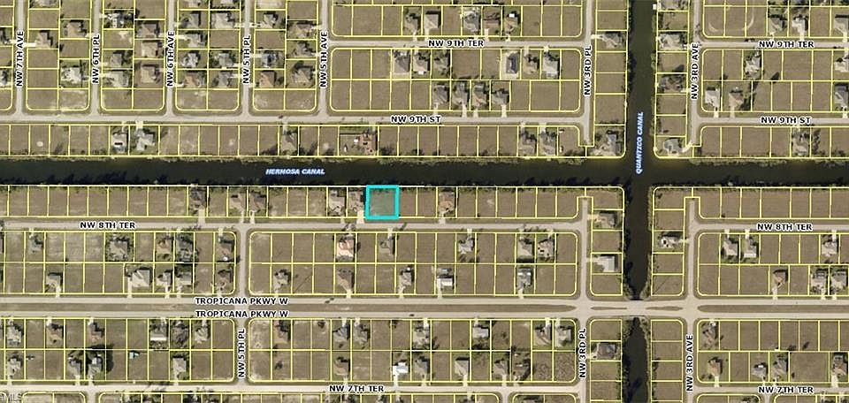 2nd image of 419 NW 8th Ter