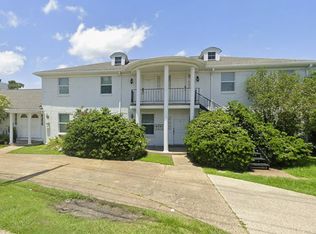 4400 Barnett St, Metairie, LA 70006