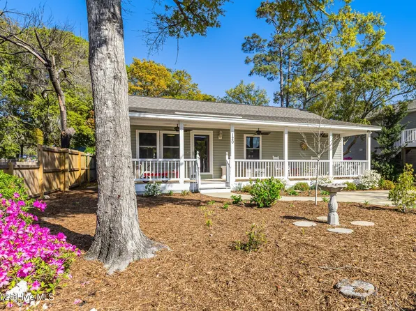 120 NE 37th Street, Oak Island, NC 28465