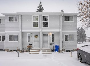 Commonwealth Place_Steinhauer, Edmonton, AB T6J 4N6