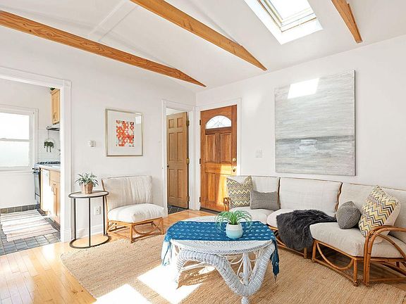 2nd image of 2021 18th St #2019