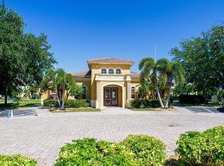 4113 Residence Dr APT 211, Fort Myers, FL 33901