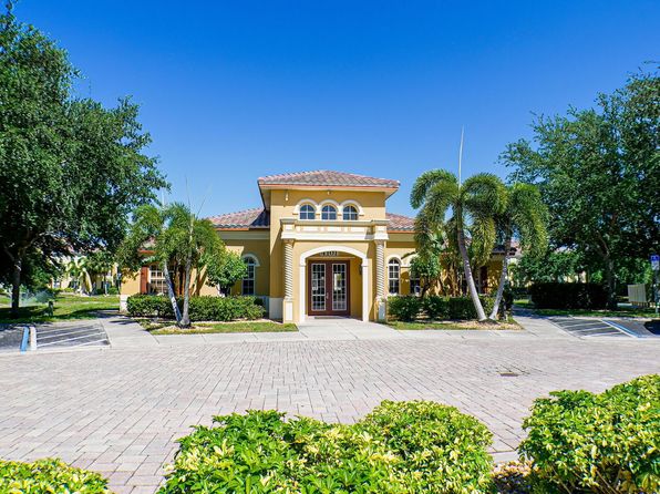 4113 Residence Dr APT 211