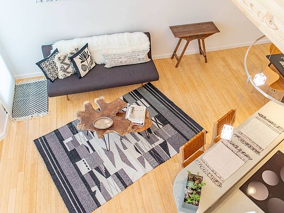 2nd image of 703 Camino De La Familia Unit 3207