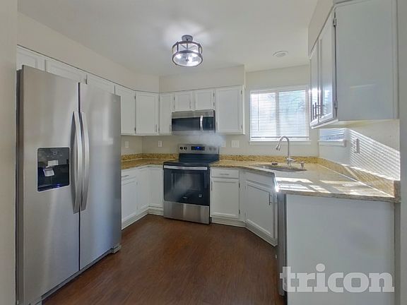 4th image of 1448 Sunnyside St