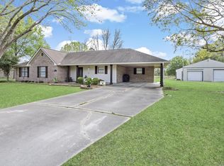 13009 Powers Rd, Hamshire, TX 77622