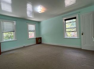 23-51 21st St #2R, Astoria, NY 11105