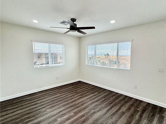 2nd image of 1134 Villa Calimesa Ln Space 12