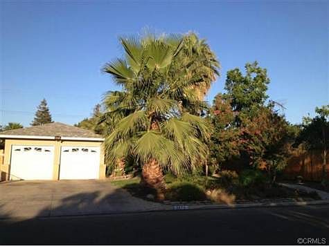 4th image of 3970 N Safford Ave