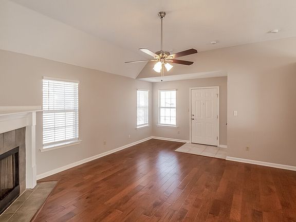 2nd image of 7677 Fox Hunt Dr E
