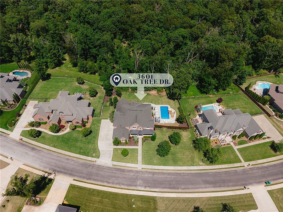 1st image of 3601 Oak Tree Dr