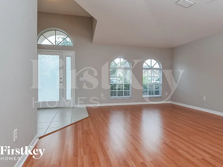 8129 Alamosa Wood Ave — Photo 3