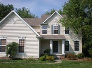 6225 Klines Dr, Girard, OH 44420