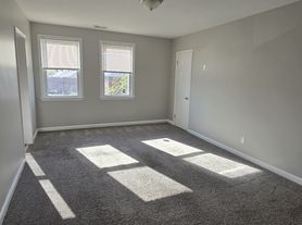 5542 Midwood Ave, Baltimore, MD