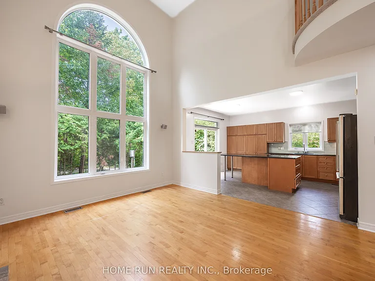 281 Goldridge Dr — Photo 17