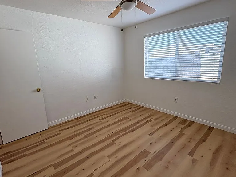 5230 E Owens Ave — Photo 17