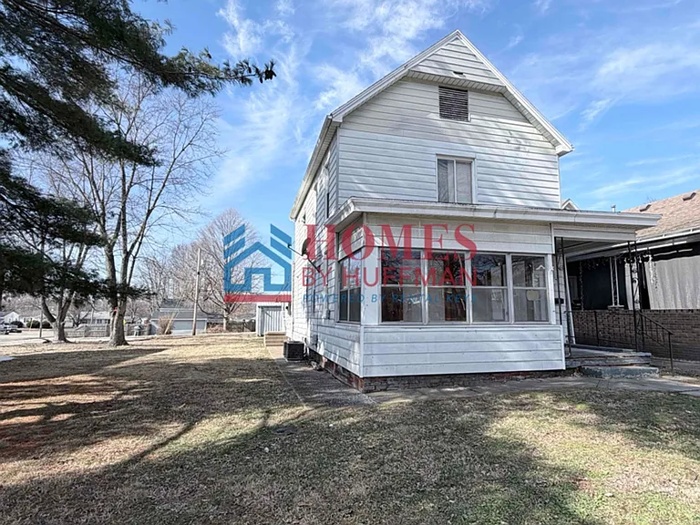 331 South Barker Avenue — Photo 1