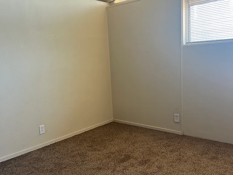 3950 N Fresno St — Photo 7