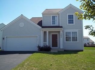 700 Camden Dr, Minooka, IL 60447