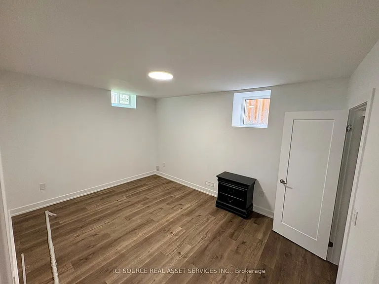 8 Redkey Dr #BASEMENT — Photo 7