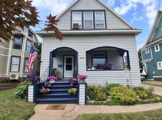 325 E Hewitt Ave, Marquette, MI 49855