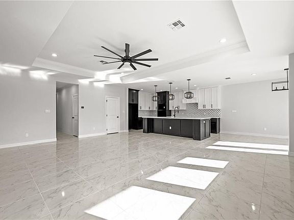 4th image of 4109 Karo Dr