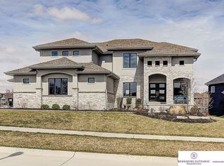1901 S 221st St, Elkhorn, NE 68022