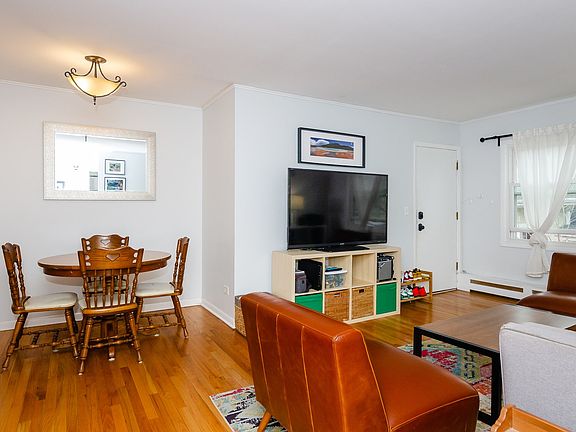 4th image of 406 Franklin Ave APT 3A