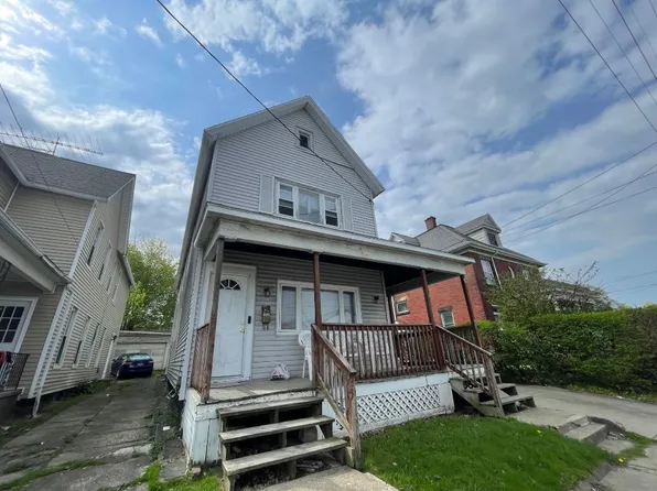 825 W 21st St, Erie, PA 16502