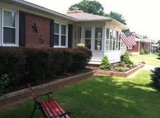 7726 Jonquil Dr, Louisville, KY 40258