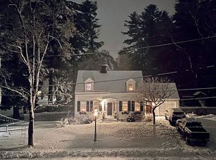 55 Homestead Rd, Lynnfield, MA 01940