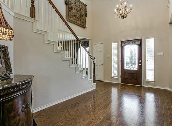 4th image of 9462 Tanyard Ln
