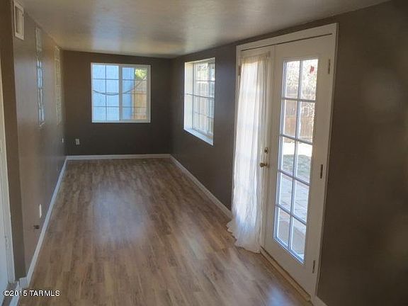 5th image of 2619 E 20th St