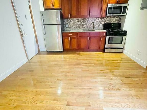 2nd image of 164 Sherman Ave APT 44