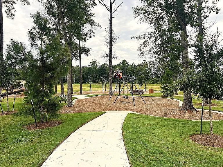 18210 Via Aurelia Dr — Photo 32