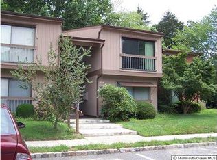 64 Manchester Ct, Red Bank, NJ 07701