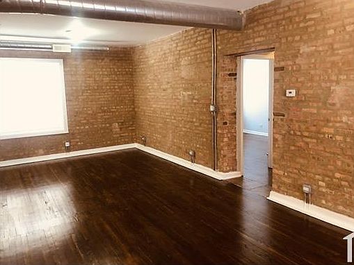 1st image of 7604 S Kingston Ave #1